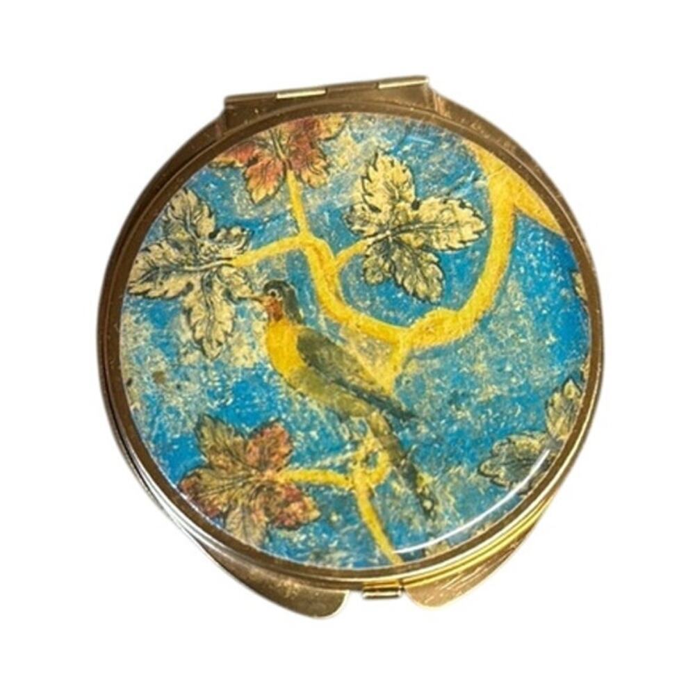 Vintage Avignon Palais des Papes Ladies Compact with‎ Bird of Paradise